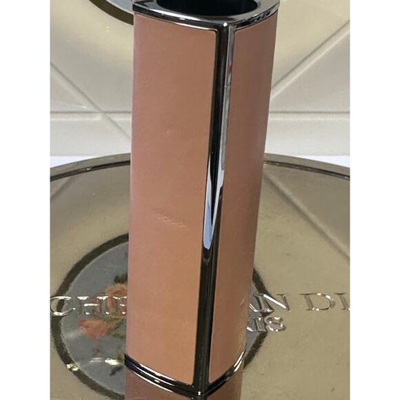 DIOR Addict Refillable Couture Lipstick Case - NO BOX -
MONTAIGNE - Picture 3 of 6